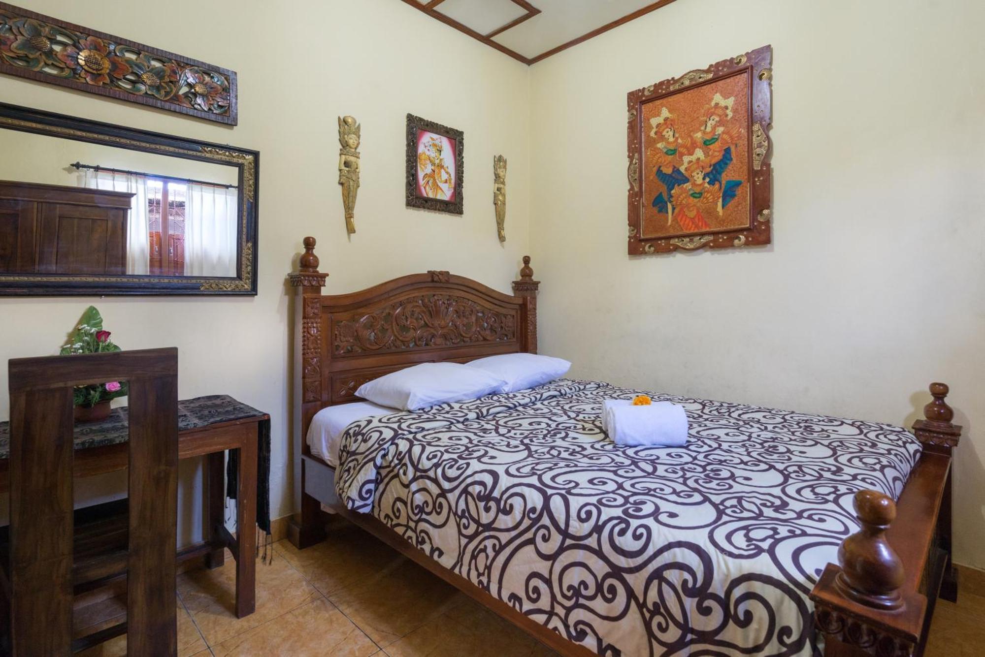 Nuaja Balinese Guest House Ubud Buitenkant foto