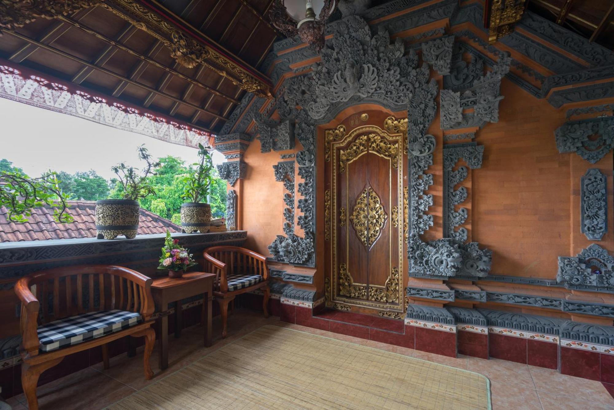 Nuaja Balinese Guest House Ubud Buitenkant foto