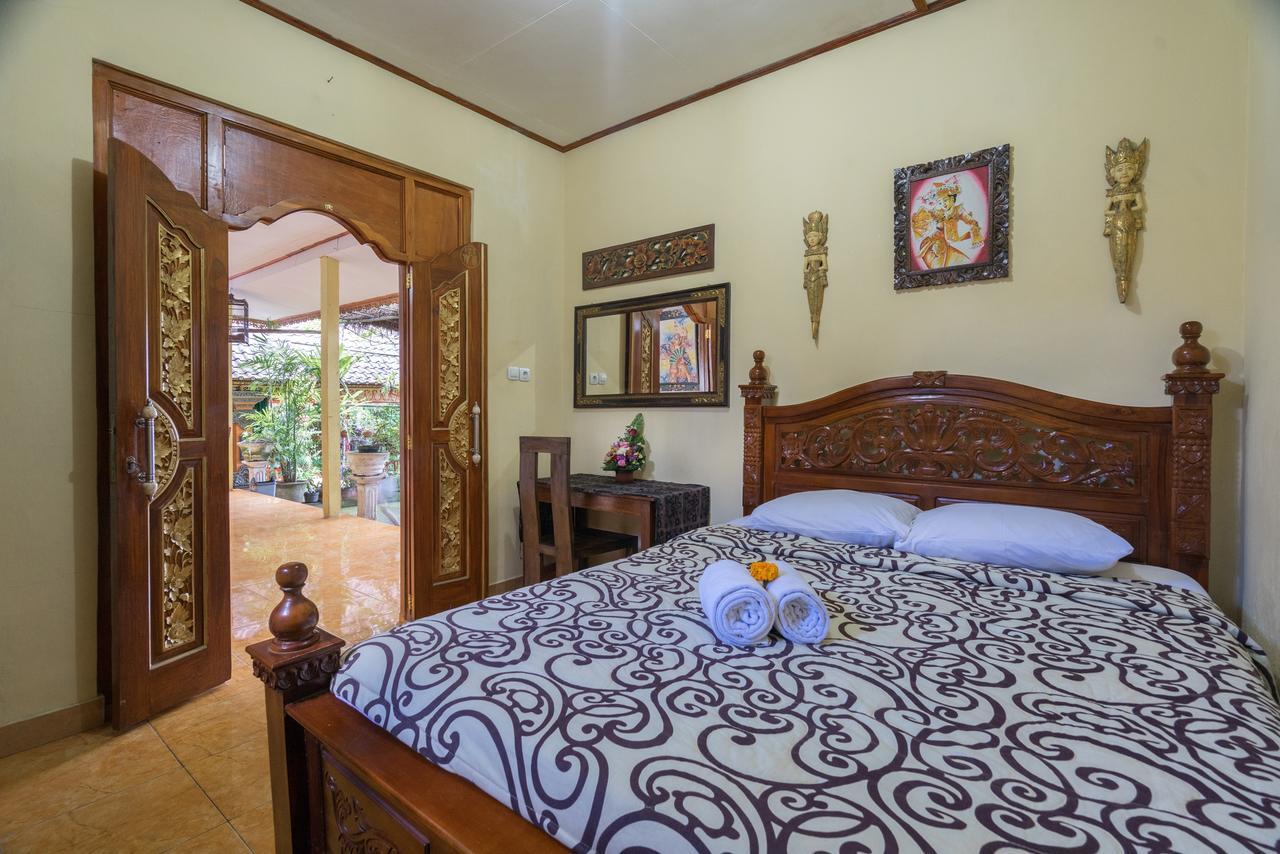 Nuaja Balinese Guest House Ubud Buitenkant foto